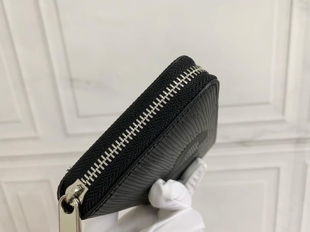 ブラック 長財布