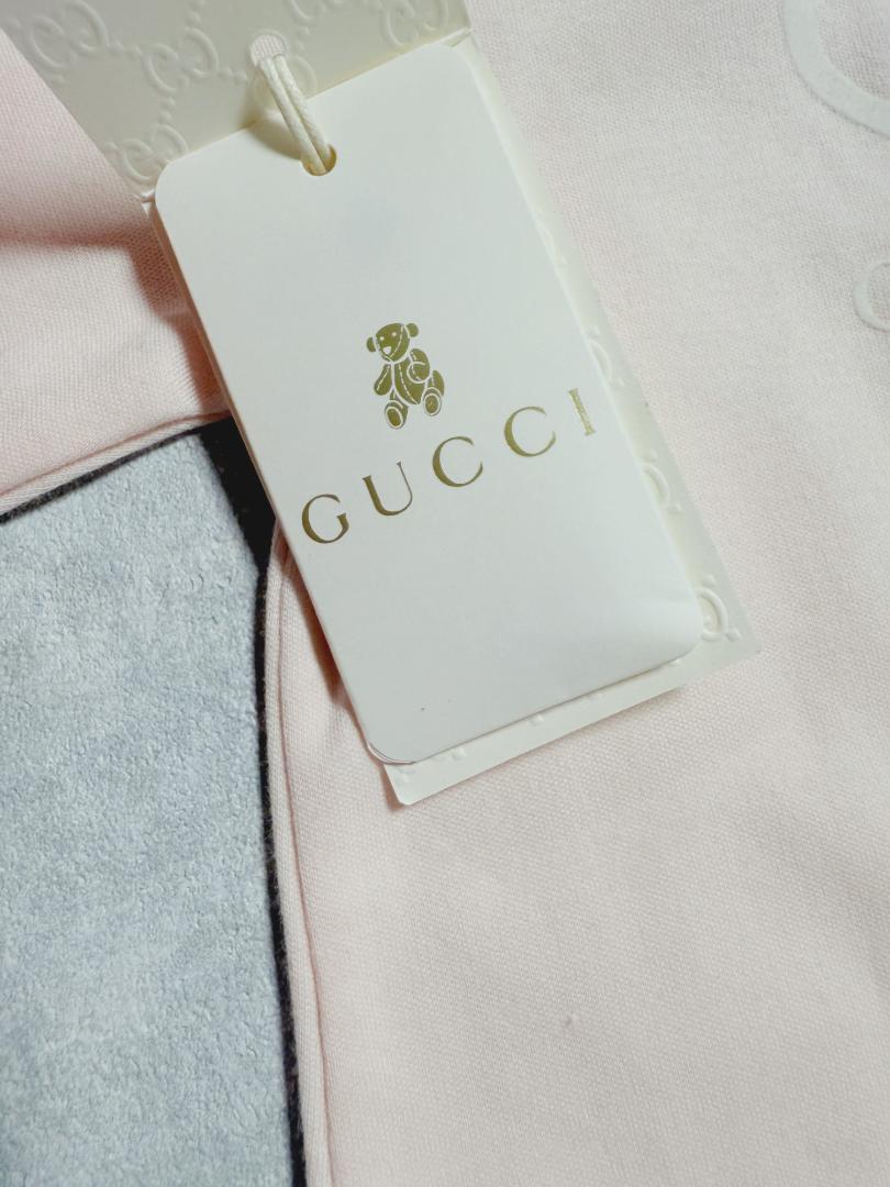 タグ付き未使用 GUCCI グッチ ベビー用ロンパース ピンク ロゴ