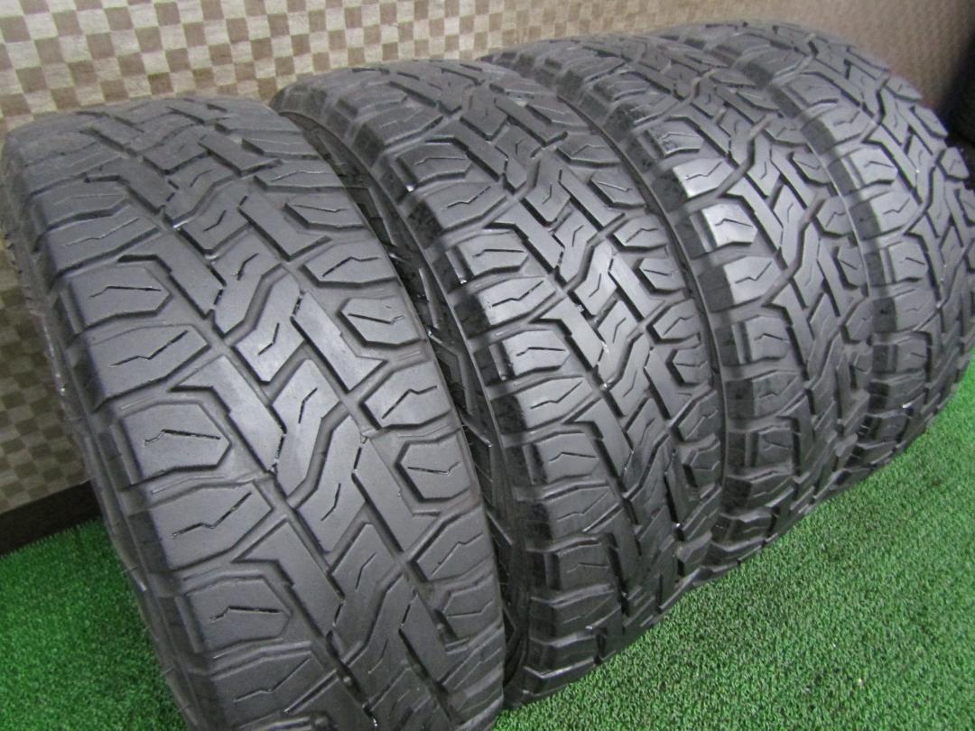 ☆送料込☆バリ溝☆22年☆TOYO オープンカントリーR/T 235/70R16