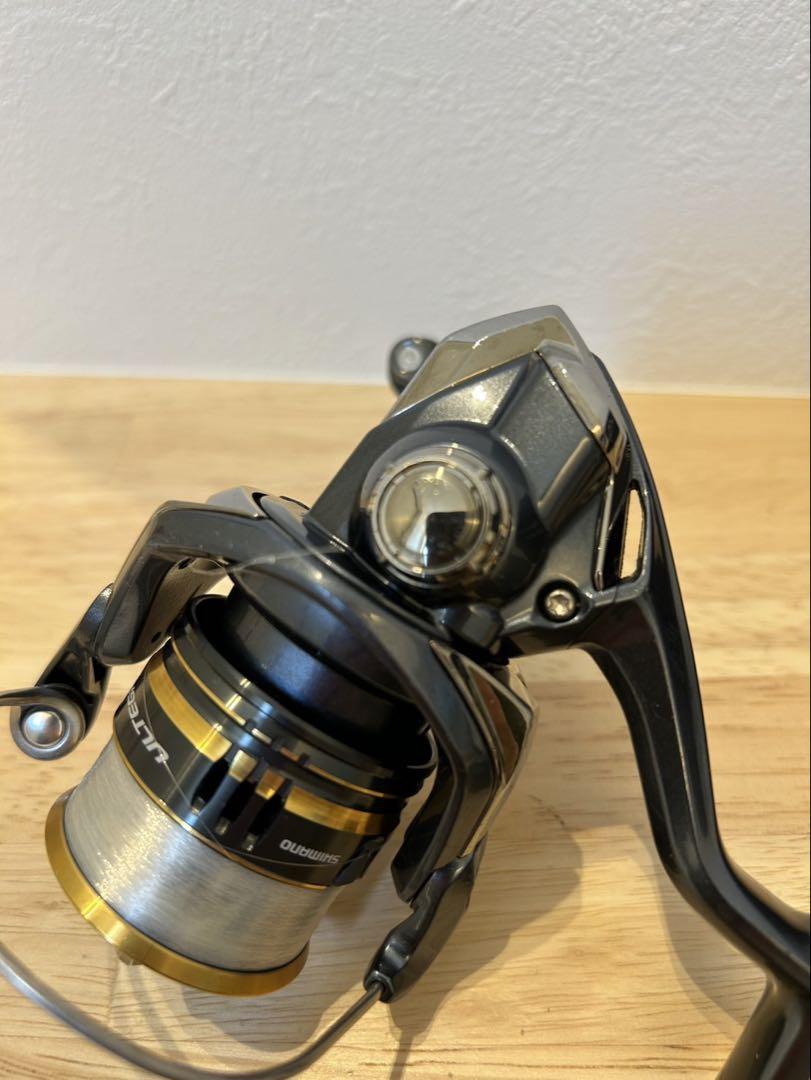 SHIMANO ULTEGRA C2000SHG リール