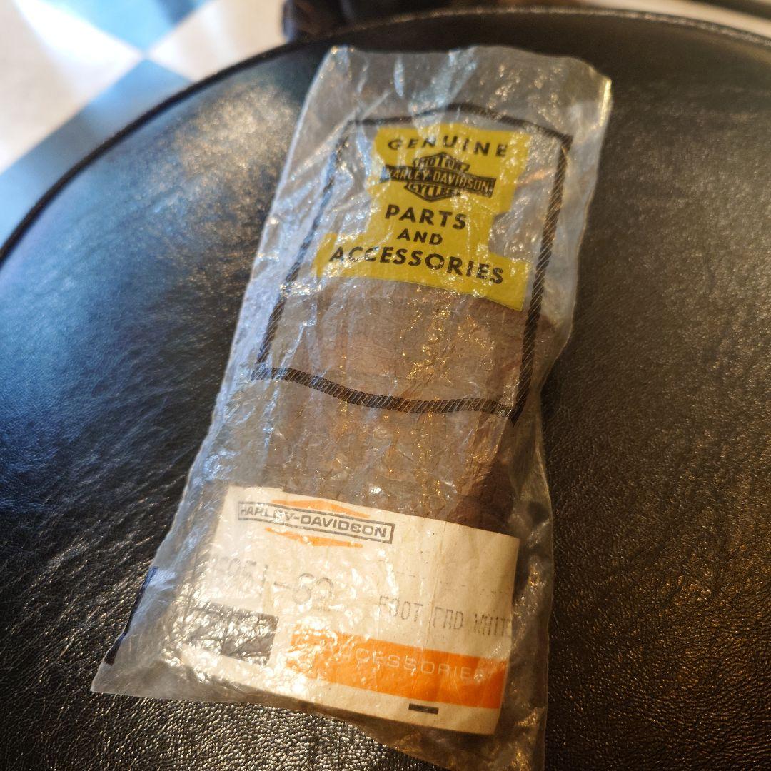 ホワイト傷や汚れあり