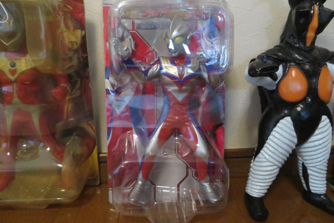 ウルトラ兄弟ビッグソフビ4体＋ゼットン（未使用品）