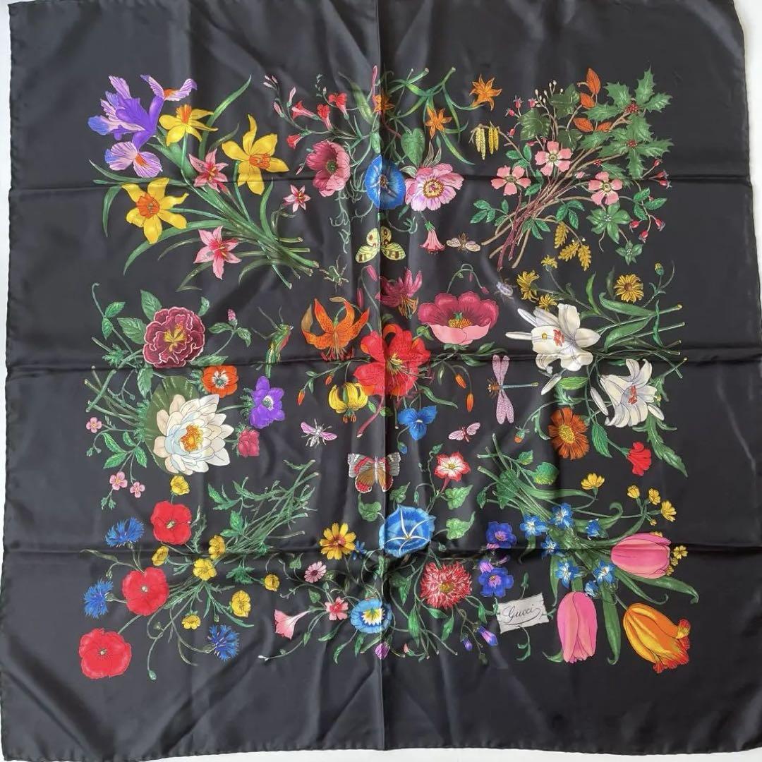 GUCCI グッチ 花柄 ヴィンテージシルク大判スカーフ イタリア製 GUCCI グッチ 花柄 ヴィンテージシルク大判スカーフ イタリア製