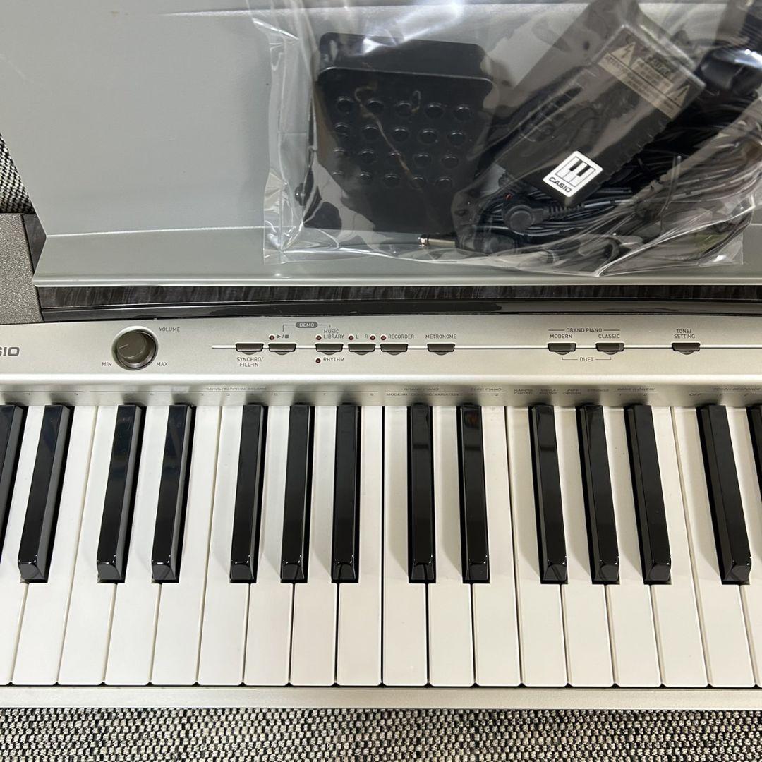 CASIO privia