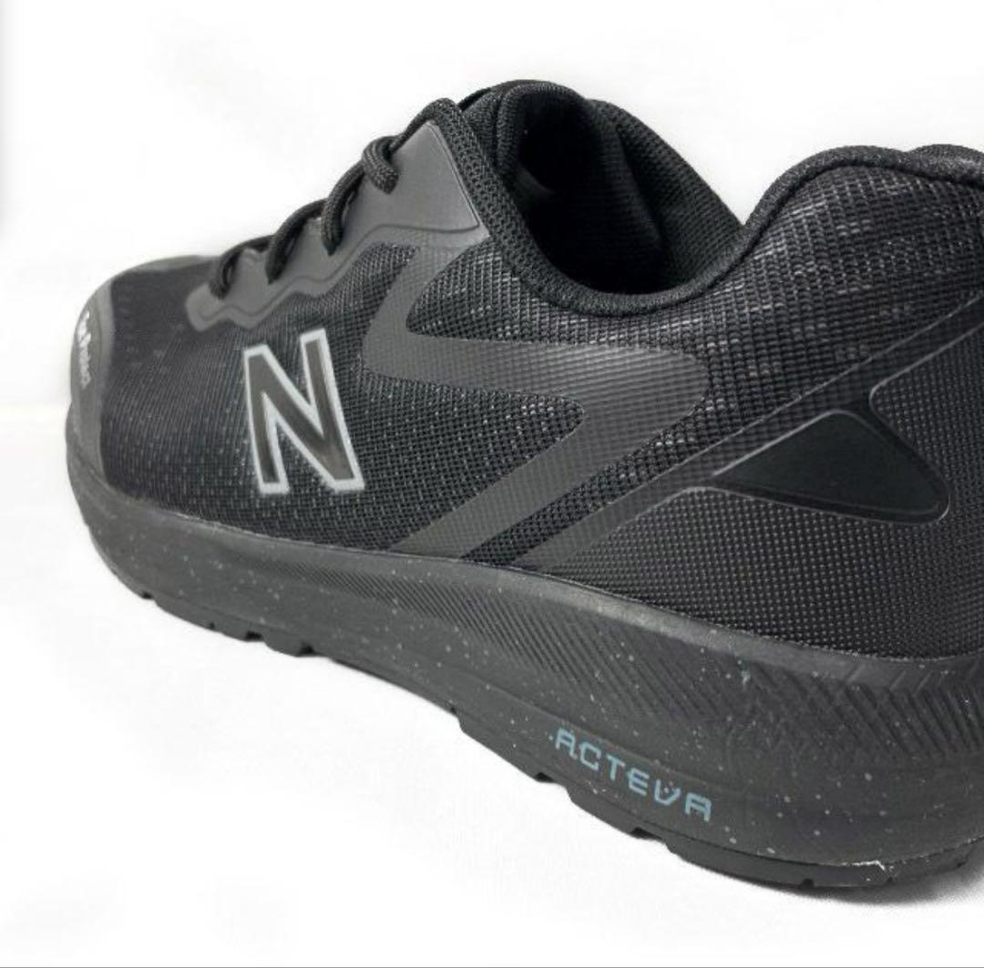 New Balance ACTEVA 安全靴 黒