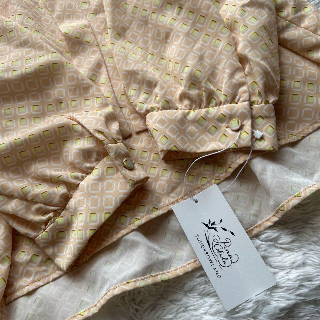 TOMORROWLAND 幾何学柄