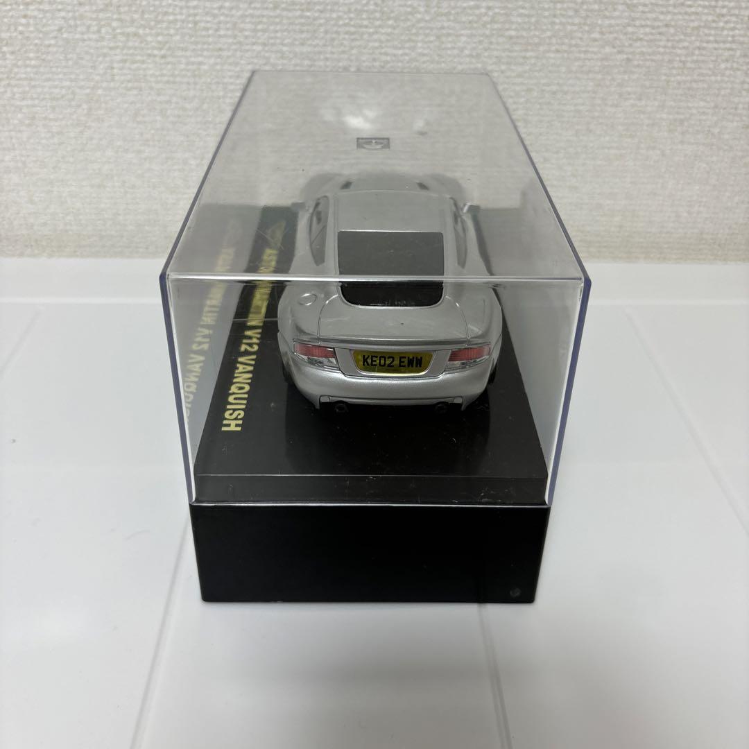 ミニカー ASTON MARTIN V12 VANQUISH