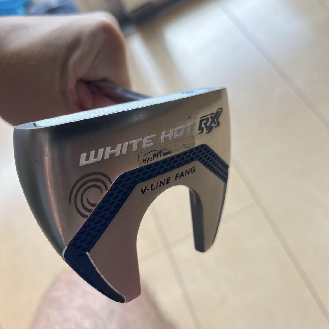 オデッセイ ゴルフ ホワイトホット R X V-LINE FANG CS パター
