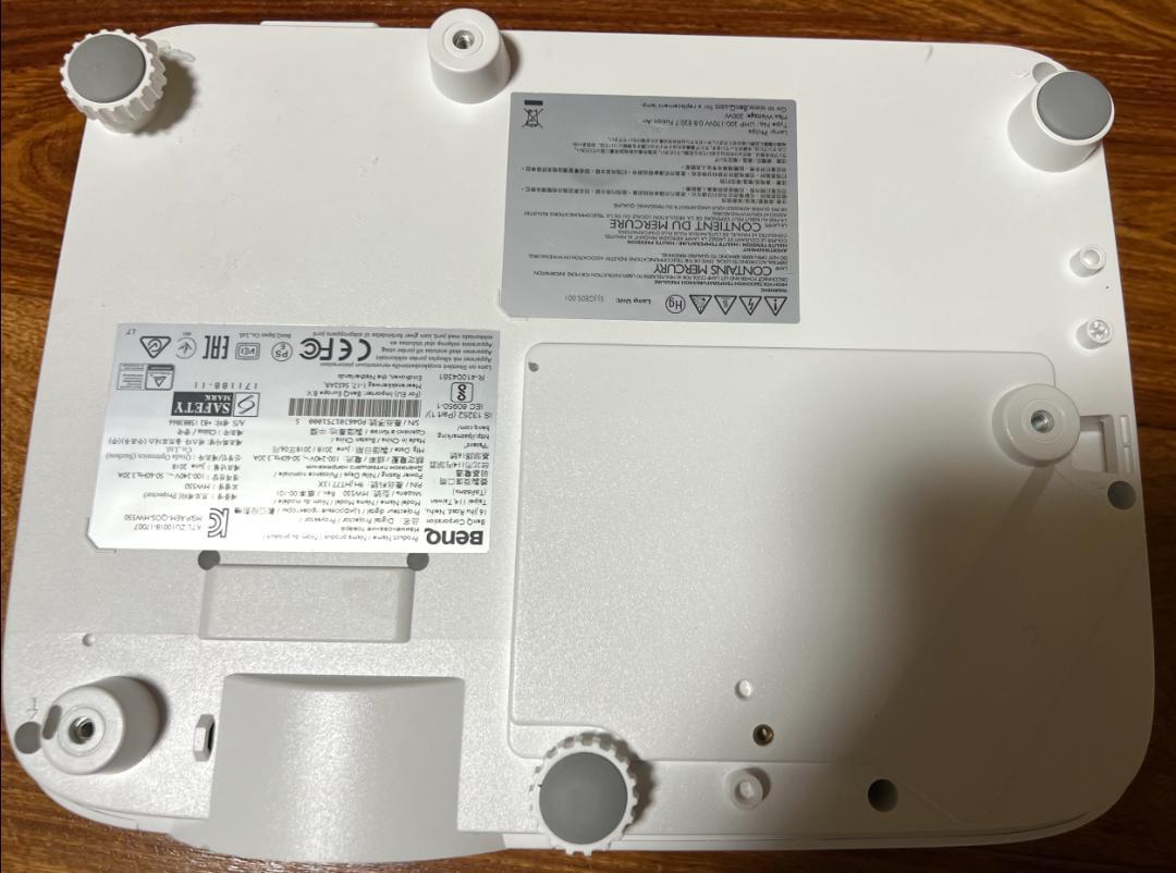 中古】BenQ DLPプロジェクター MW550 【一部難あり】