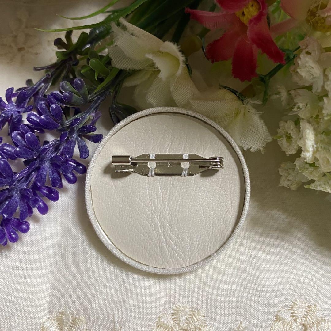 ハンドメイド くるみボタン刺繍ブローチ♡朝顔と向日葵リースと