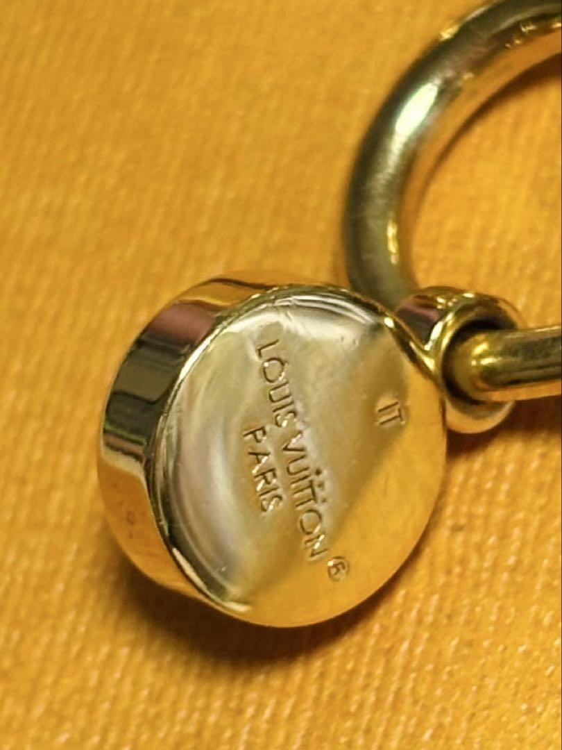 新作》LOUIS VUITTON／ピアス LV アイコニック ハート ジルコン