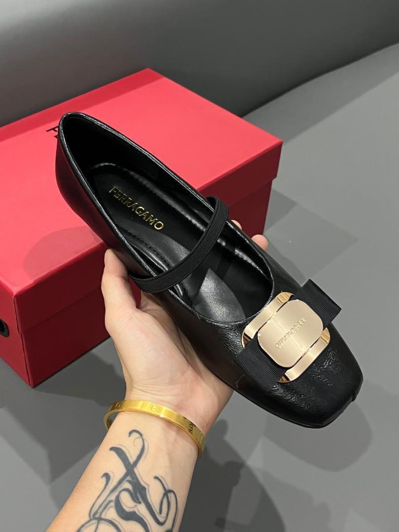 Ferragamo フェラガモ 24早春モデル バレエシューズ マリージェン