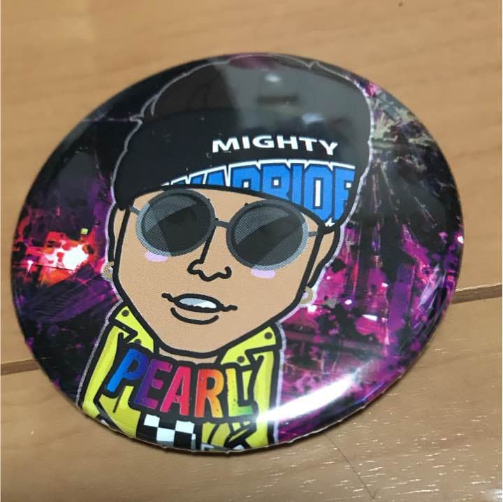 メルカリ High Low Pearl パール Sway 缶バッチ ミュージシャン 499 中古や未使用のフリマ