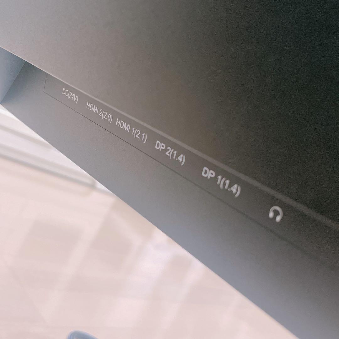 4Kゲーミングモニター 31.5インチ