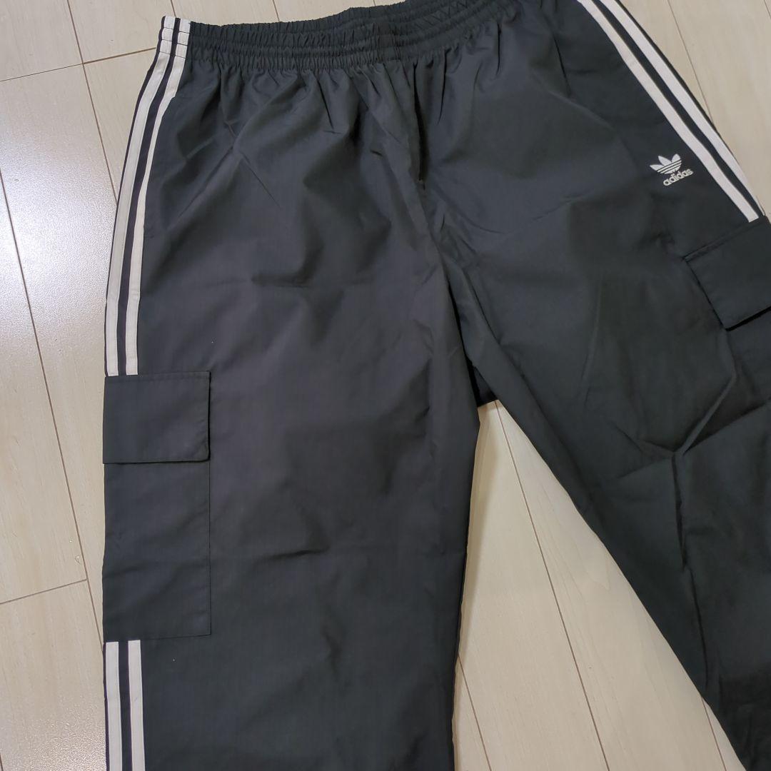 【4XOサイズ】adidas ブラック カーゴパンツ 3本ライン