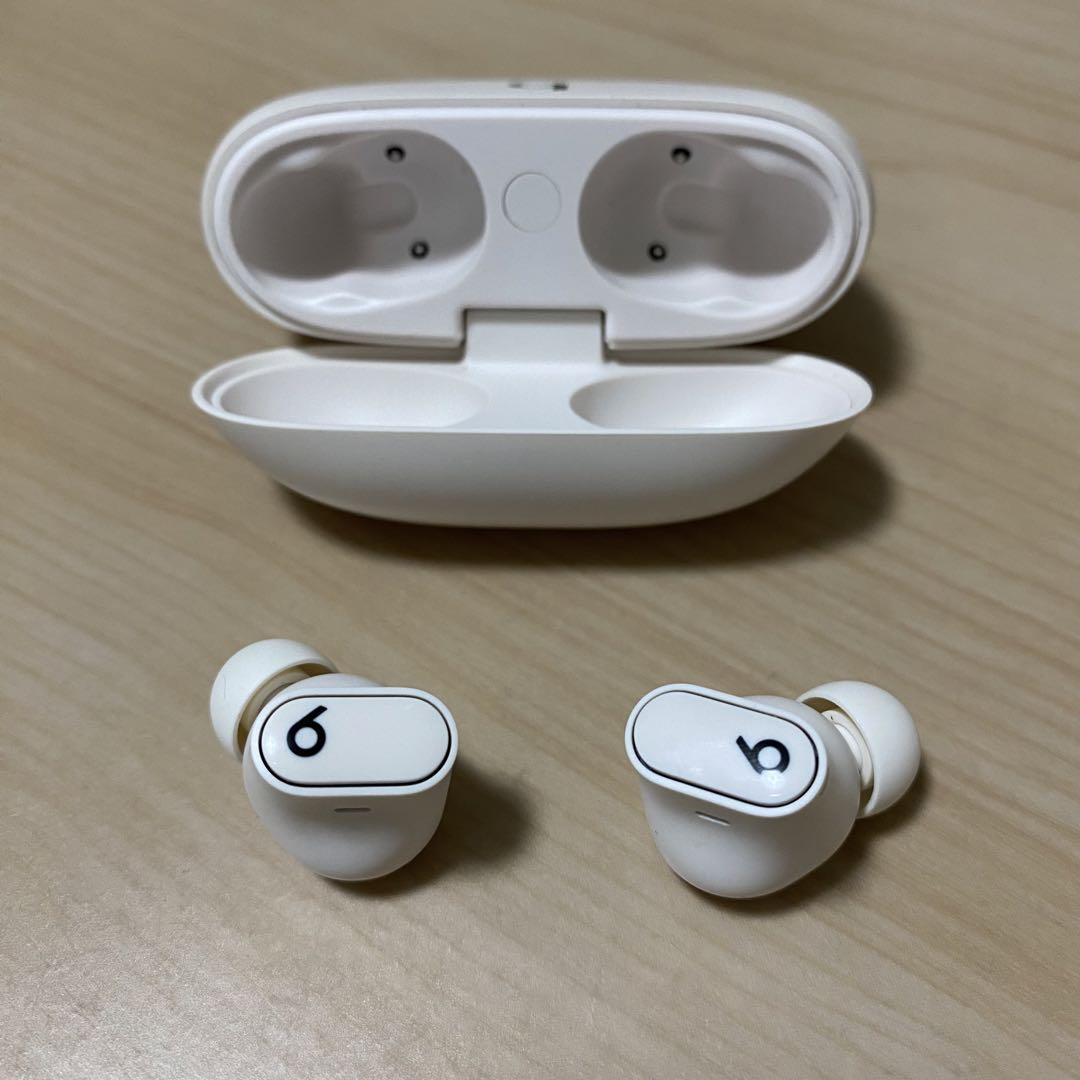 Beats by Dr Dre Beats Studio Buds + ホワイト