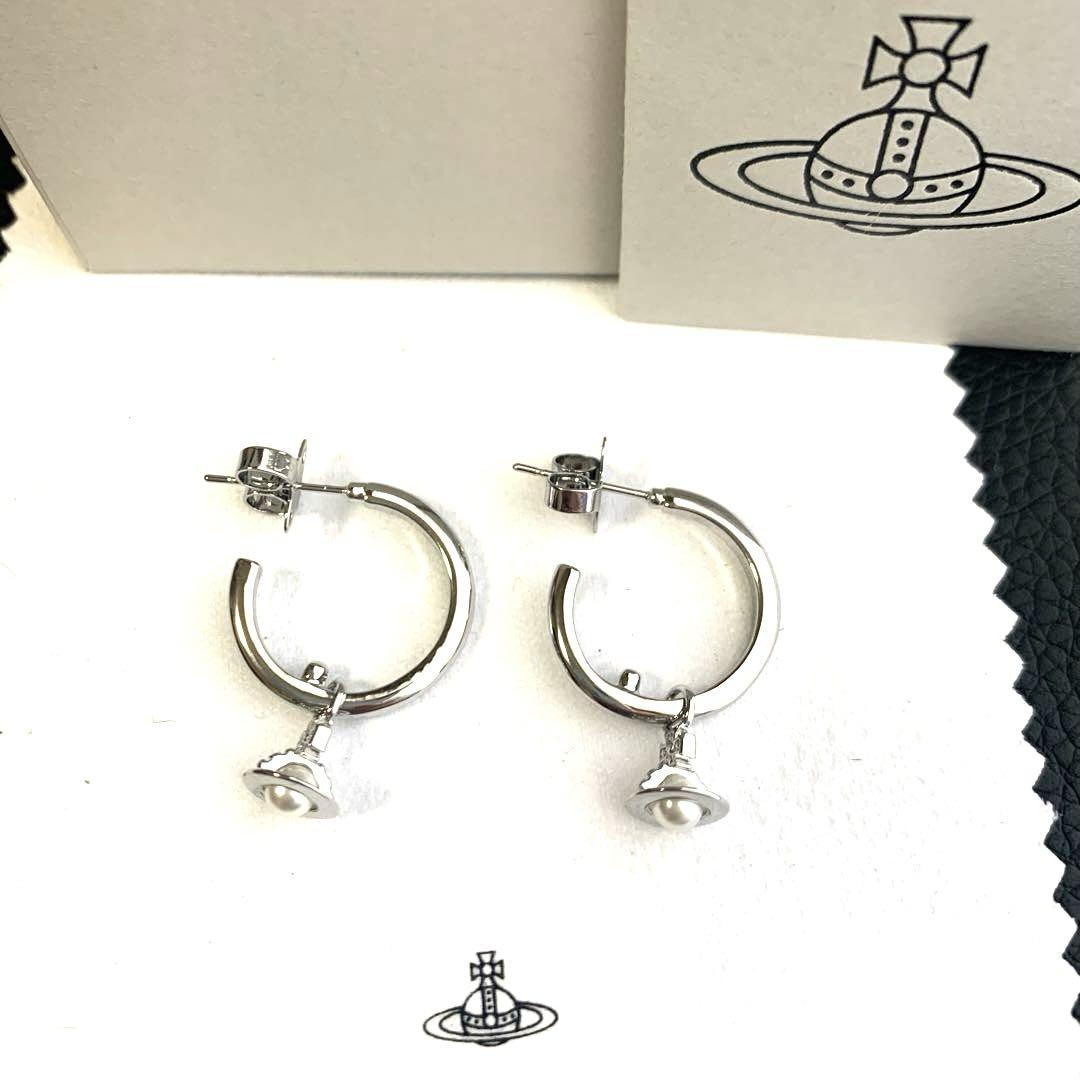 ヴィヴィアンウエストウッド　LAYLAフープオーブピアス