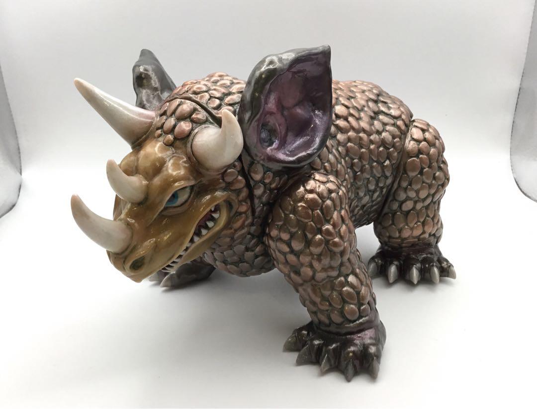 シベリア　ソフトビニール人形　シカルナ工房　ソフビ　怪獣　幻獣