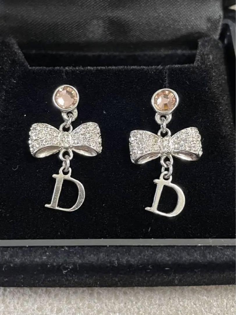 DIORディオール❤︎リボン❤︎ピアス