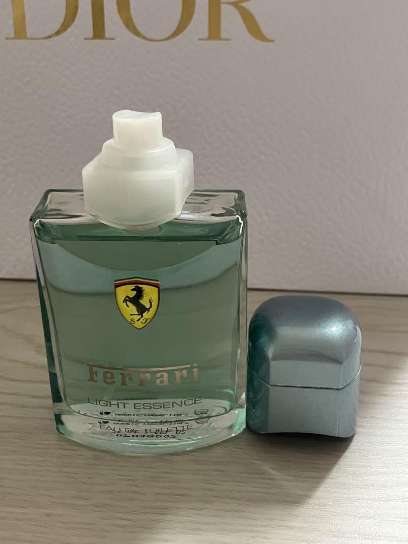 スクーデリア フェラーリ ライトエッセンス オードトワレ 75mL スクーデリア フェラーリ ライトエッセンス オードトワレ 75mL