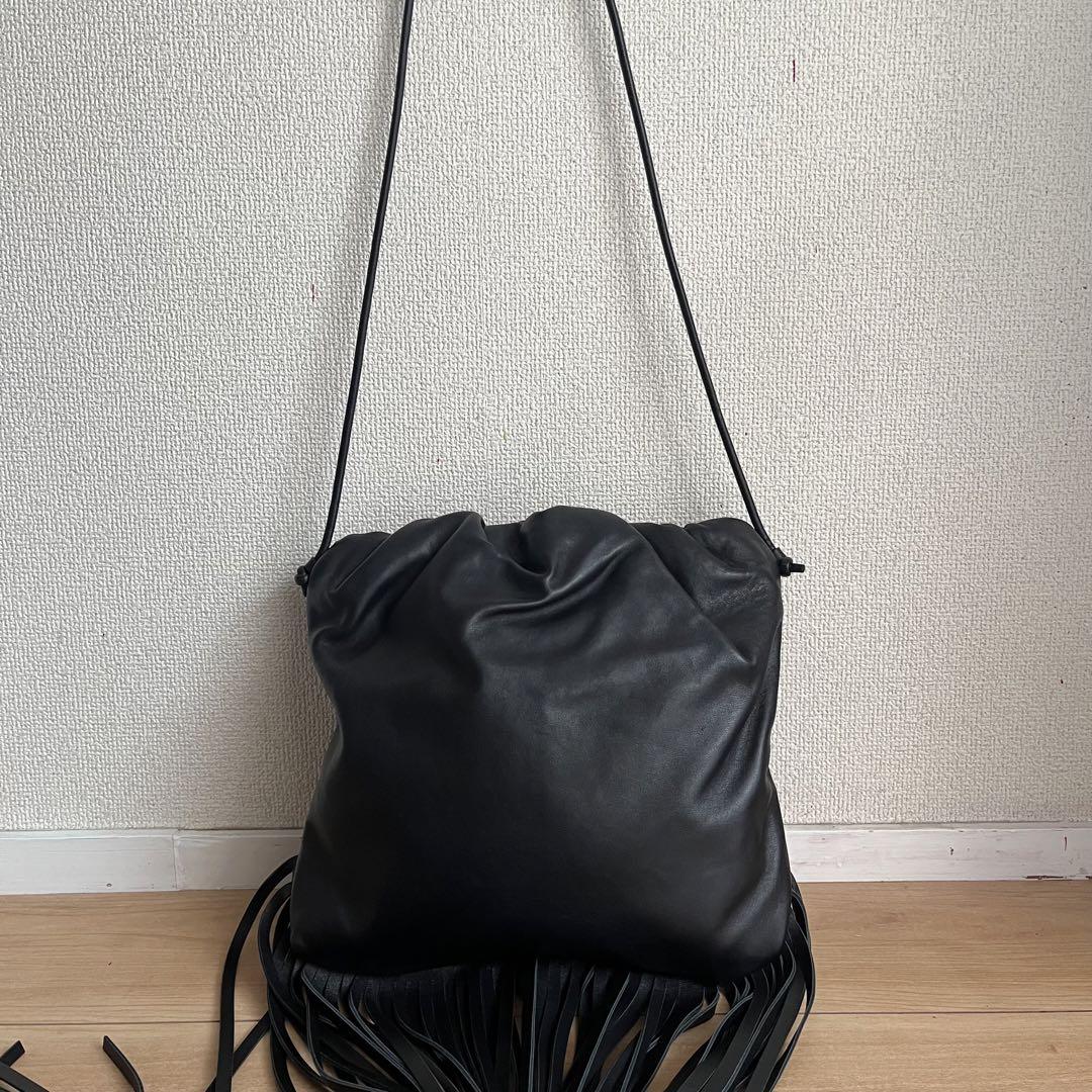 ✨️未使用級✨️ BOTTGAVENETA フリンジ ショルダーバッグ レザー