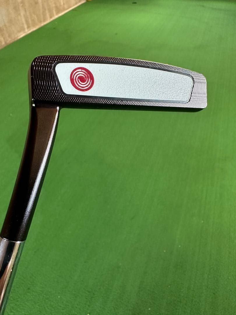 ODYSSEY black series #9 スーパーストローク　新品