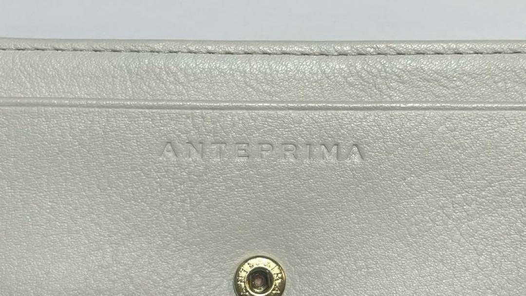 未使用品　ANTEPRIMA アンテプリマ　長財布　花柄