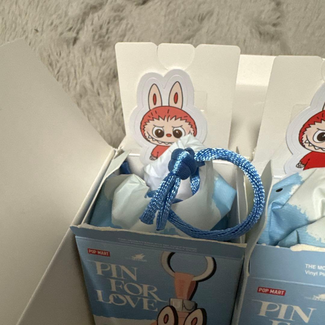 labubuラブブ pin for love ぬいぐるみ アルファベット x - メルカリ