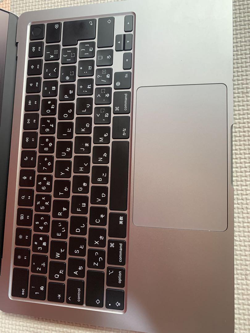 2022年 モデル　macbook M2 256gb 13.6インチ