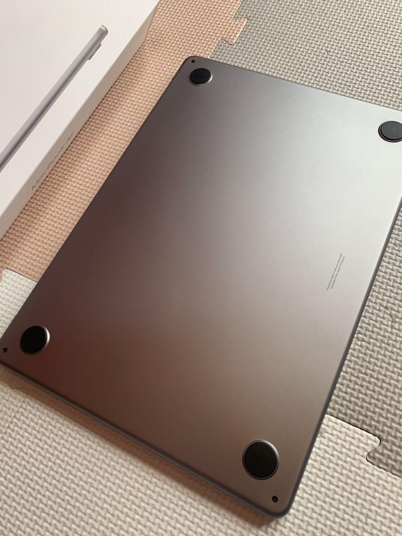 2022年 モデル　macbook M2 256gb 13.6インチ