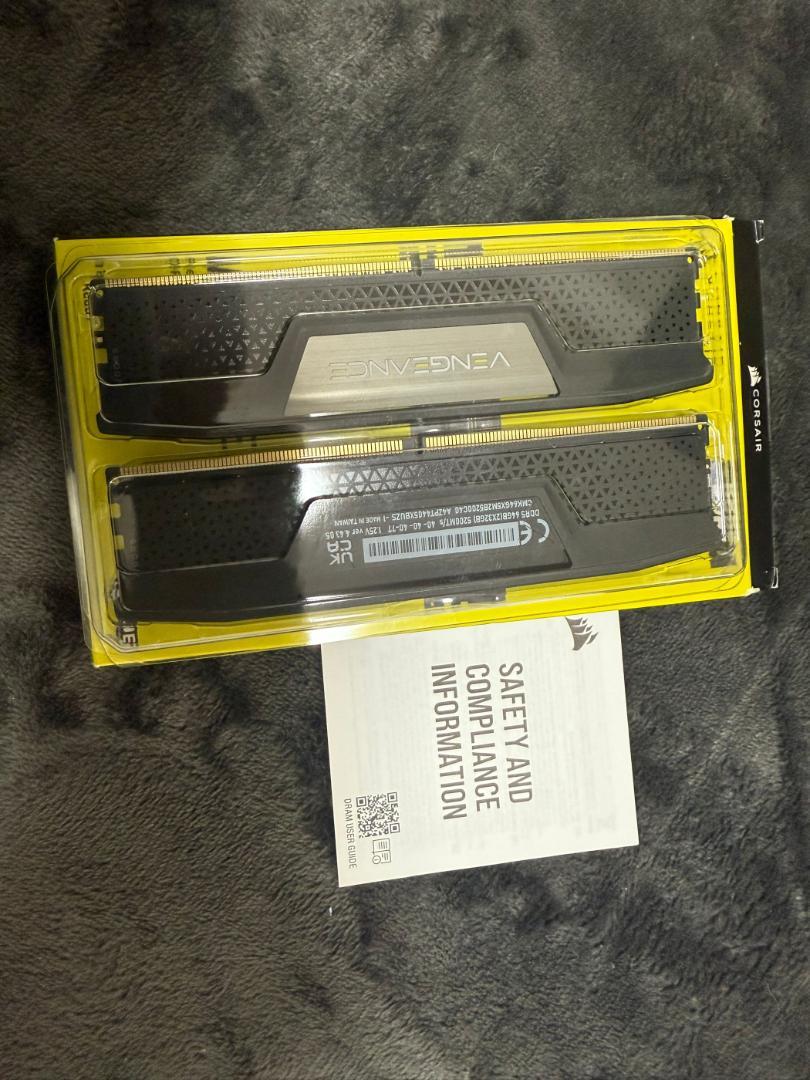CORSAIR DDR5 5200MHz 64GB [32GB×2枚]