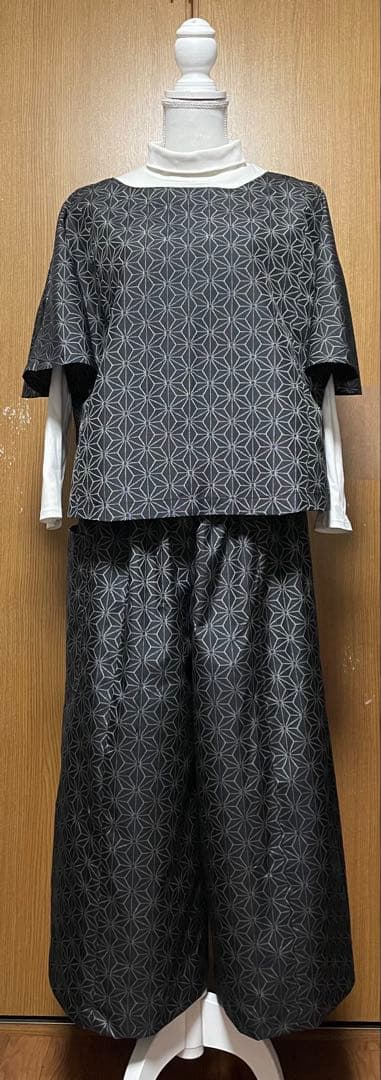 着物リメイク　紬のセットアップ　フレアー袖トップス＆スカート見えガウチョパンツ