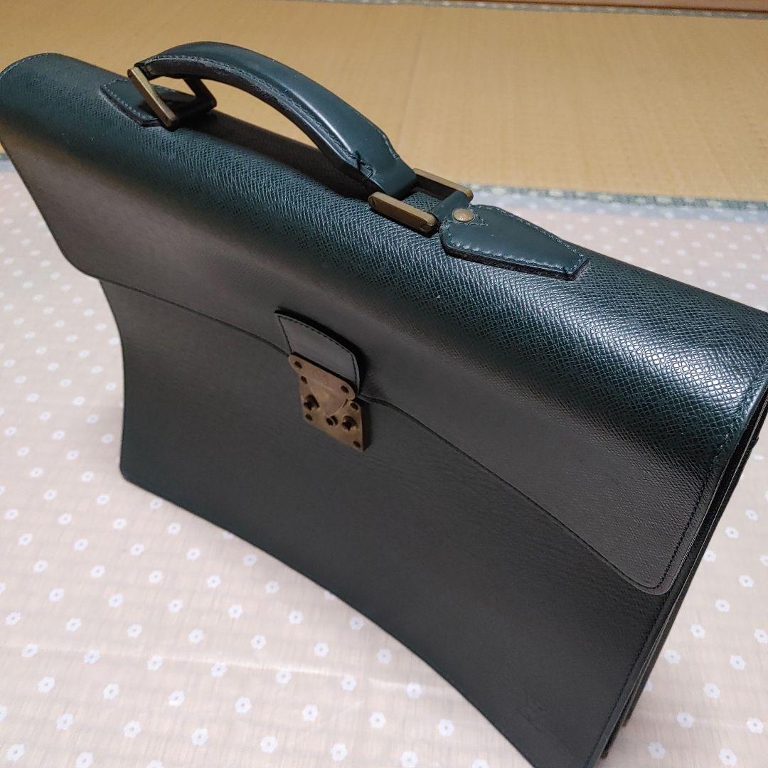 ★最終お値下げ‼️　Louis Vuitton ビジネスバッグ ダークグリーン