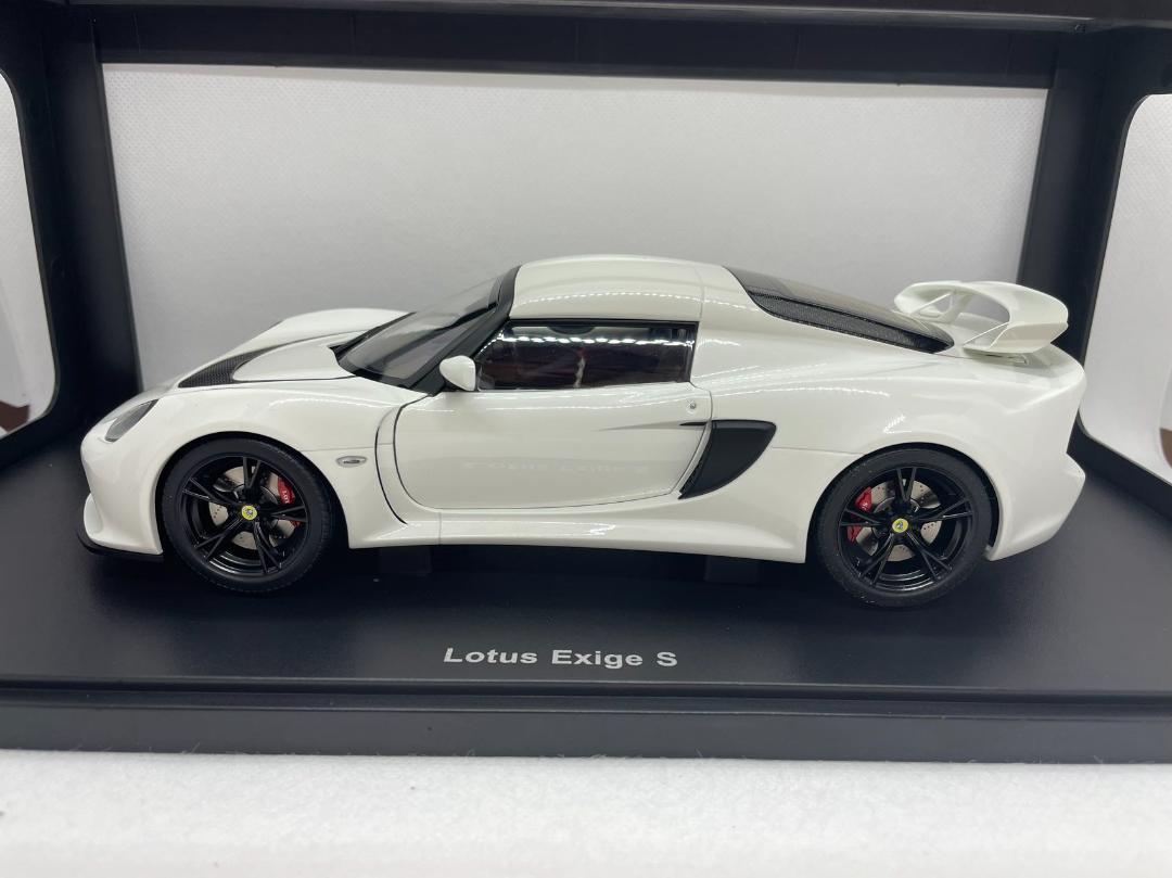なはっしー　1/18 オートアート　ロータス　エキシージS ホワイト AUTOart 1/18 Scale LOTUS EXIGE S White Diecast Car Model Toy