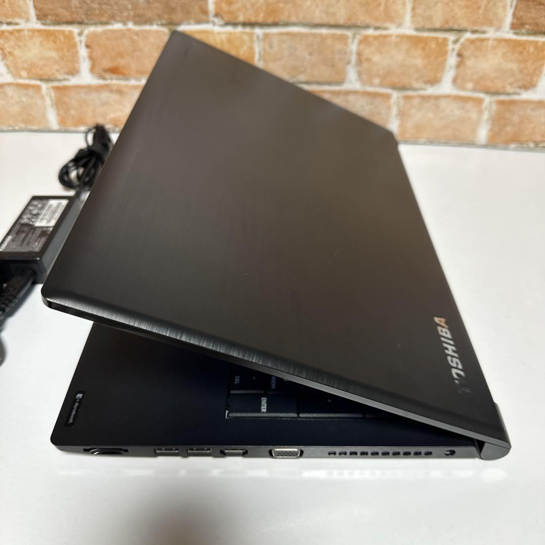 TOSHIBA ノートPC SSD メモリ8GB オフィス2024年　おすすめ