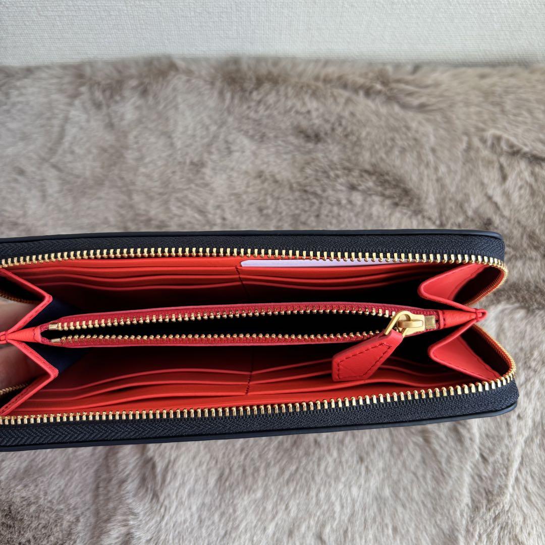 ★新品未使用　Paul Smith スワール　ラウンドジップ　長財布　ストライプ