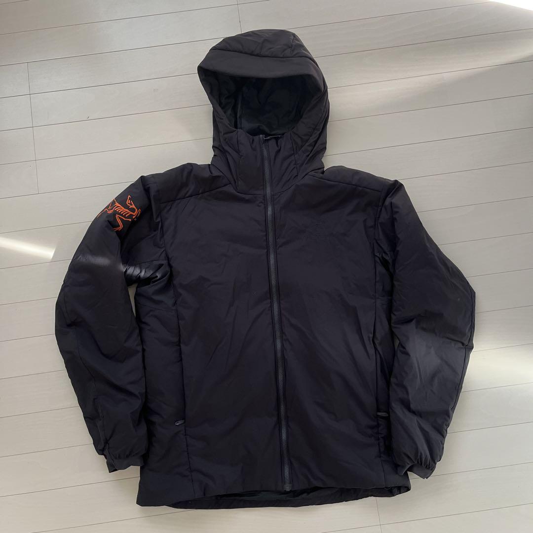 新製品情報も満載 Atom AR hoodie beams別注 M ダウンジャケット - www 全商品対象が 745 Patagonia パタゴニア ダウンジャケット M 黒 ブラック ダウンジャケット