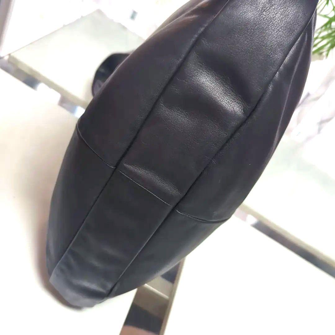 黒ビックジップ肩掛け-ハンドバックオールレザー