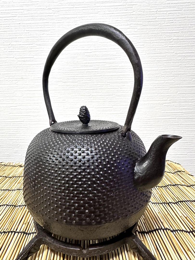 良品　南部照光堂(照亦製作所)作　１５型棗　南部鉄瓶　南部鉄器　調理器具　鉄瓶 良品 南部照光堂(照亦製作所)作 15型棗 南部鉄瓶 南部鉄器 調理