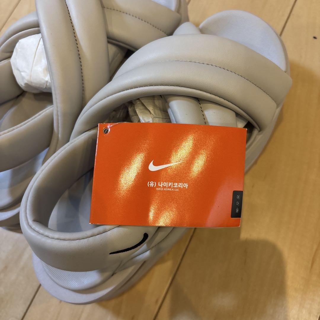 NIKE アイラ23