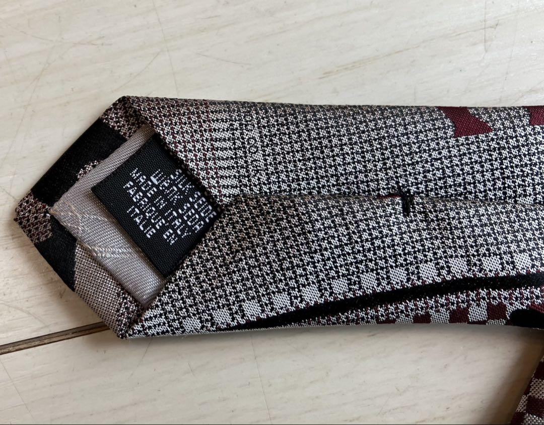 新品 ヴィヴィアンウエストウッド ネクタイ 上質