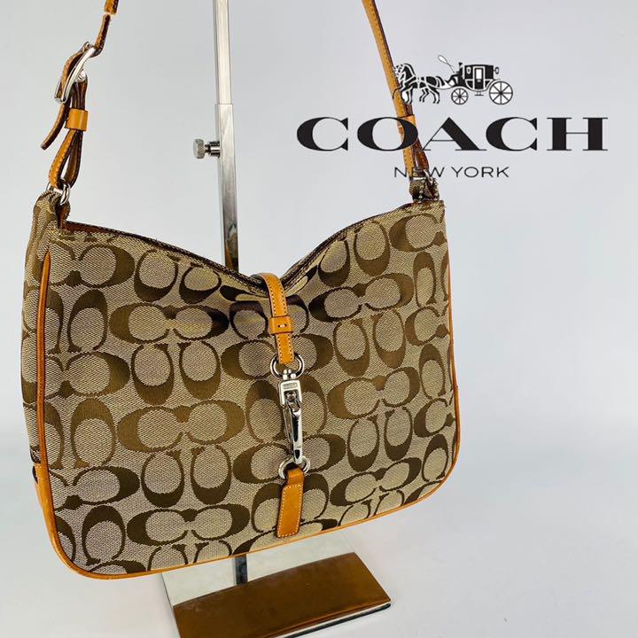 SALE/30%OFF 【残り1点】COACHコーチ シグネチャー ショルダーバッグ