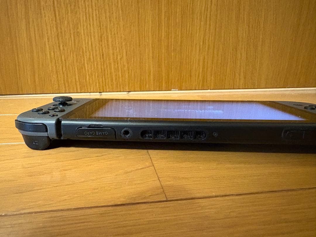 Nintendo Switch 本体 ブラックジャンク品 充電が弱い - メルカリ Nintendo Switch 本体 ブラックジャンク品 充電が弱い - メルカリ
