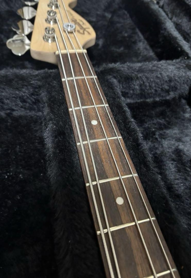 Squier エレキベース レッド ケース付き