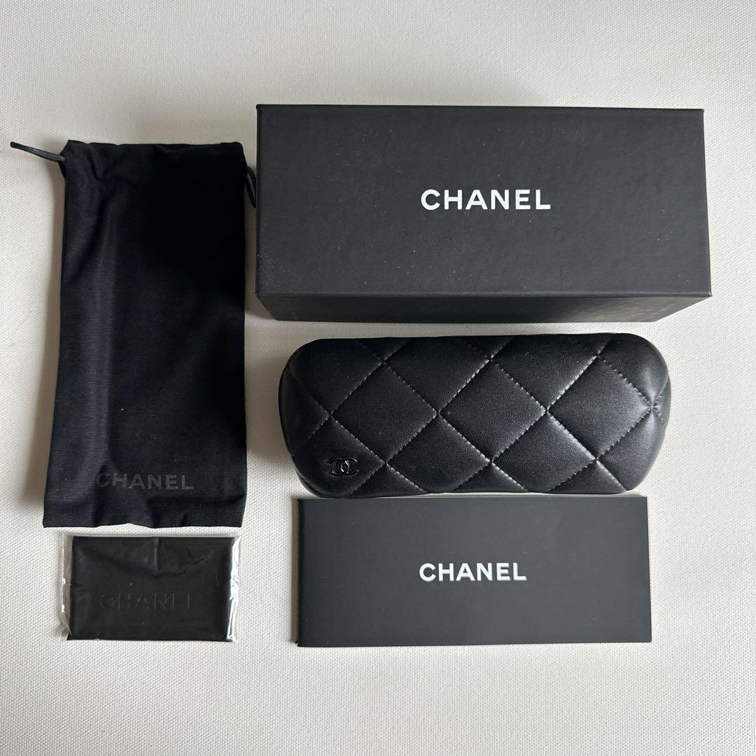シャネル  CHANEL  メガネケース