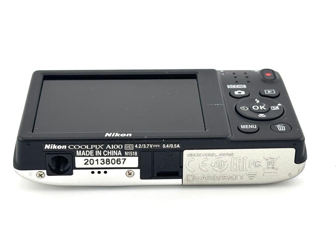 Nikon COOLPIX A100 デジタルカメラ シルバー