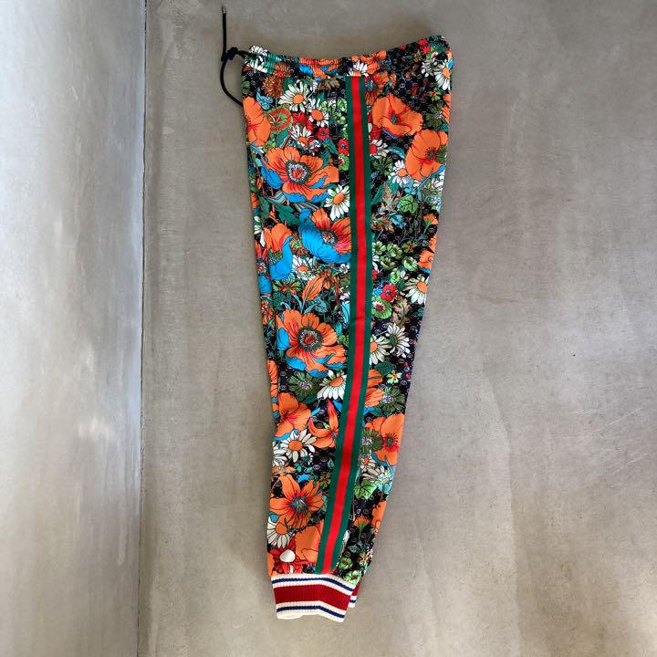 新品 GUCCI THE NORTH FACE ジョギングパンツ - rehda.com 新品 GUCCI THE NORTH FACE ジョギングパンツ - rehda.com
