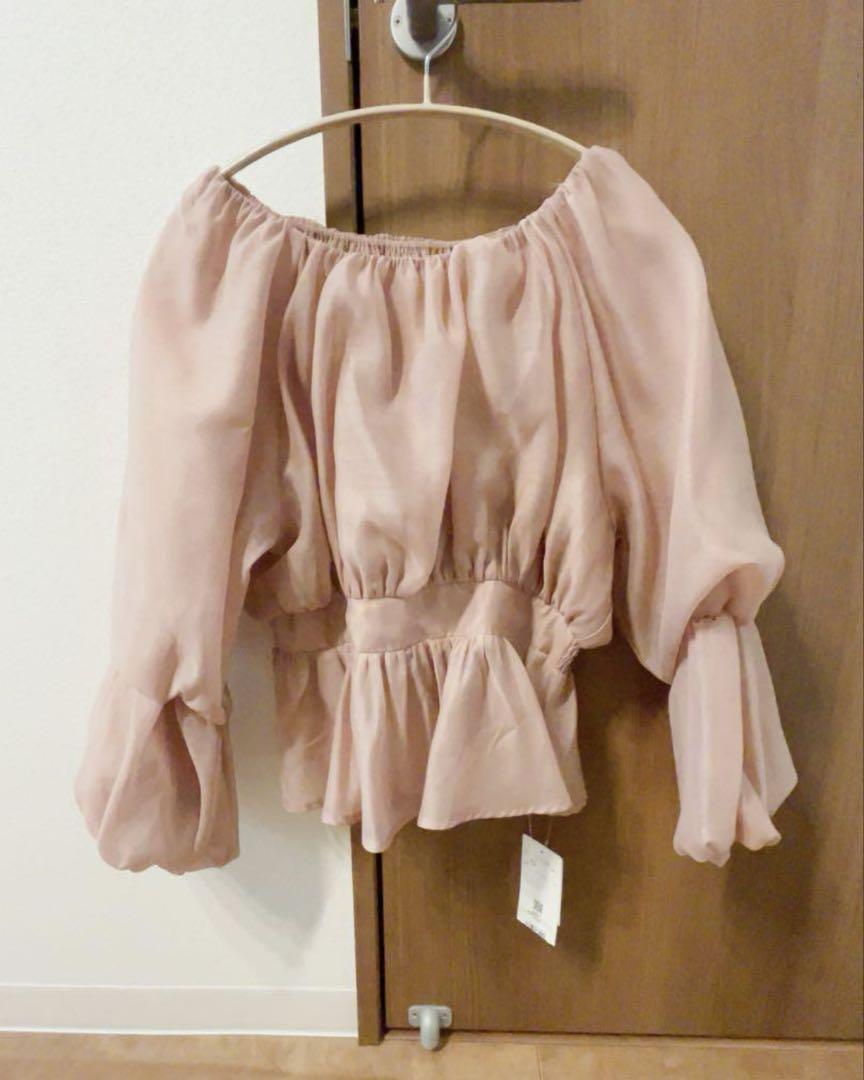 【新品】NATURAL BEAUTY BASICシアーギャザーペプラムブラウス