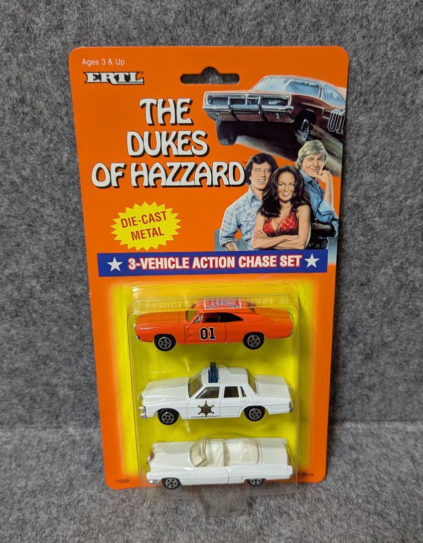 ミニカー　Ertl The Dukes 　MIGHTY MACHINES