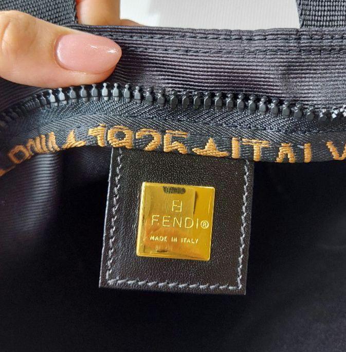 ポッキリ価格再値下げ【美品】FENDI フェンディ ロゴバッグ ナイロン